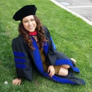 Meet your Posher, Gloriaa